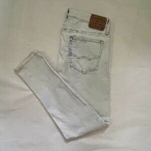 American Eagle extreme flex jeans
